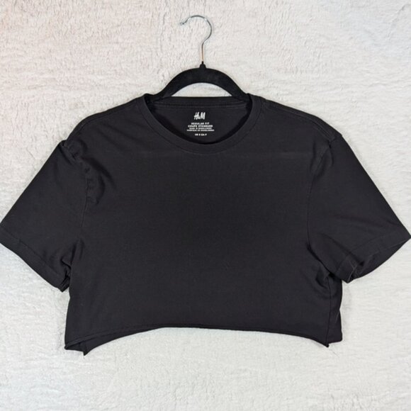 Nwot H&amp;M Classic Black Short Sleeve Crop Top Oversize - Picture 1 of 2
